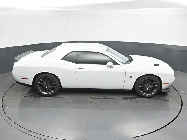 SEMINUEVOS DODGE Challenger a Estados en autogozo