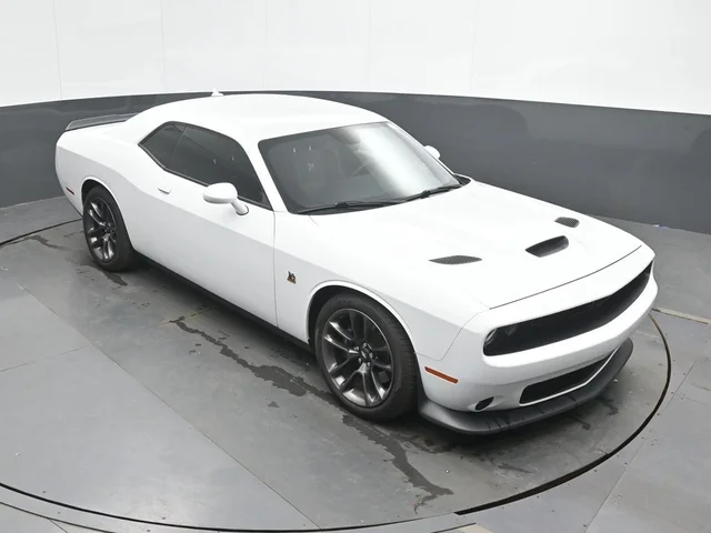 SEMINUEVOS DODGE Challenger a Estados en autogozo