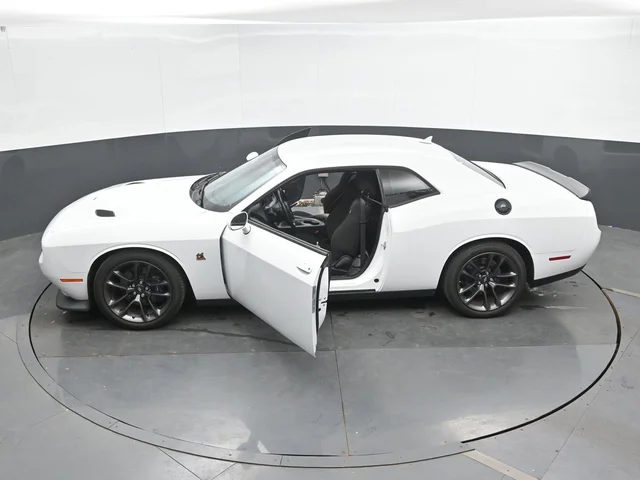 SEMINUEVOS DODGE Challenger a Estados en autogozo