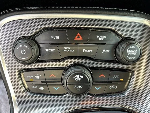 SEMINUEVOS DODGE Challenger a Estados en autogozo