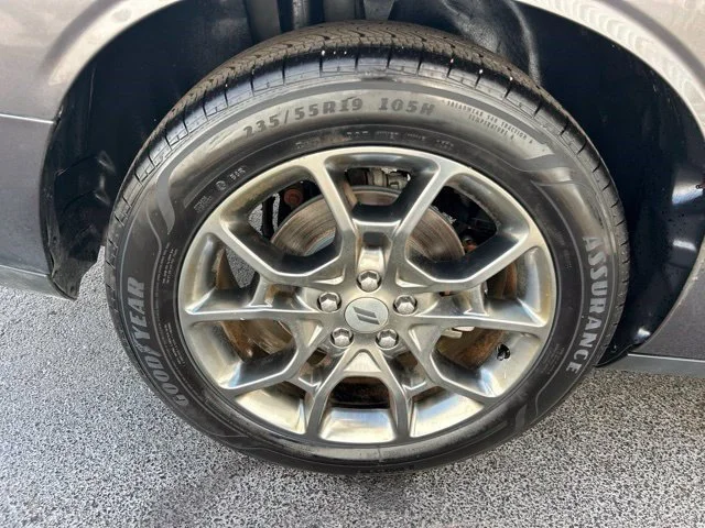SEMINUEVOS DODGE Challenger a Estados en autogozo