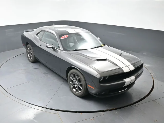 SEMINUEVOS DODGE Challenger a Estados en autogozo
