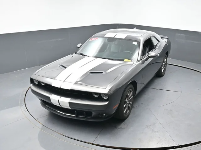 SEMINUEVOS DODGE Challenger a Estados en autogozo