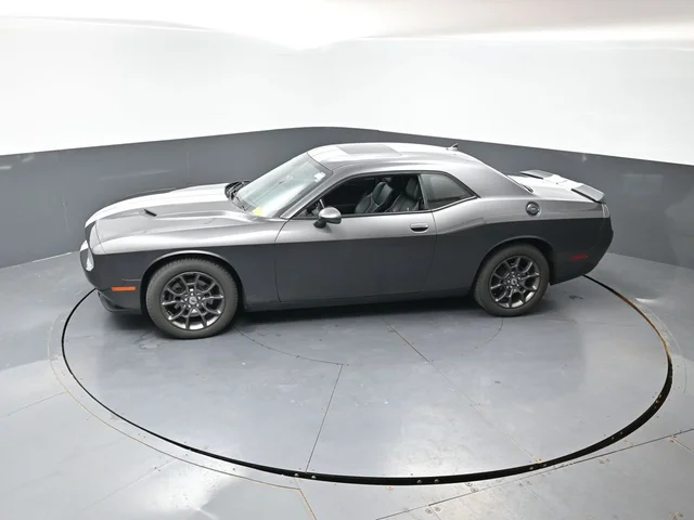 SEMINUEVOS DODGE Challenger a Estados en autogozo