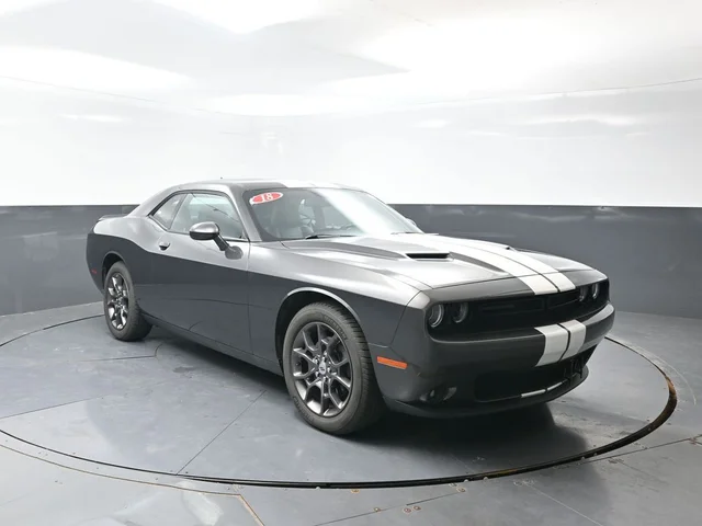 SEMINUEVOS DODGE Challenger a Estados en autogozo