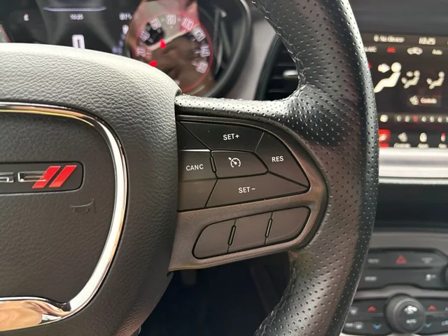 SEMINUEVOS DODGE Challenger a Estados en autogozo