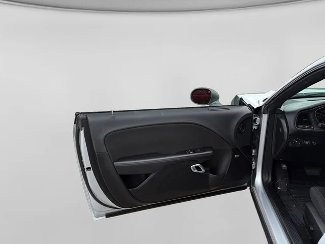SEMINUEVOS DODGE Challenger a Estados en autogozo