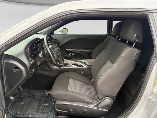 SEMINUEVOS DODGE Challenger a Estados en autogozo