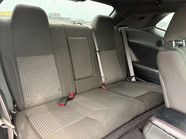 SEMINUEVOS DODGE Challenger a Estados en autogozo