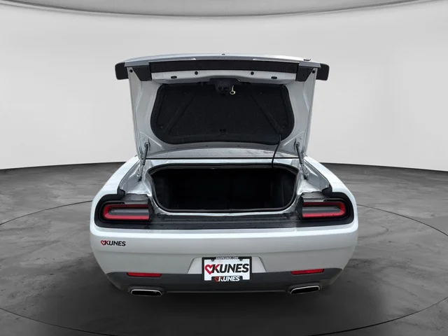 SEMINUEVOS DODGE Challenger a Estados en autogozo