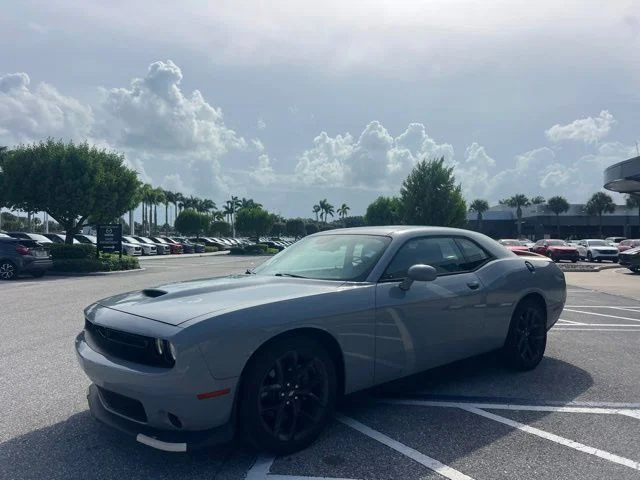 SEMINUEVOS DODGE Challenger a Estados en autogozo