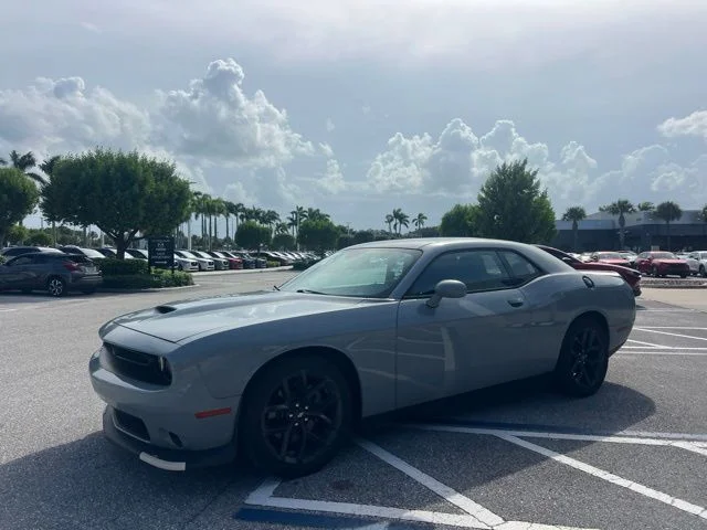 SEMINUEVOS DODGE Challenger a Estados en autogozo