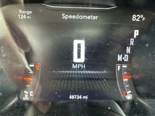 SEMINUEVOS DODGE Challenger a Estados en autogozo