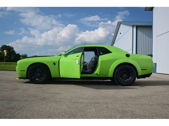 SEMINUEVOS DODGE Challenger a Estados en autogozo