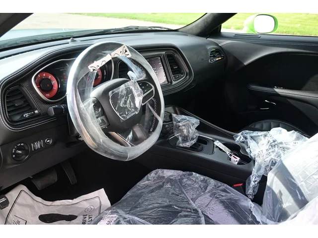 SEMINUEVOS DODGE Challenger a Estados en autogozo