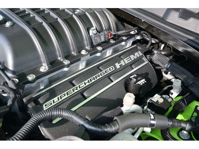 SEMINUEVOS DODGE Challenger a Estados en autogozo