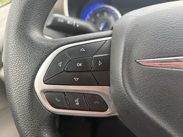 SEMINUEVOS CHRYSLER Pacifica a Estados en autogozo
