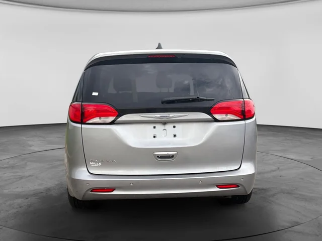 SEMINUEVOS CHRYSLER Pacifica a Estados en autogozo