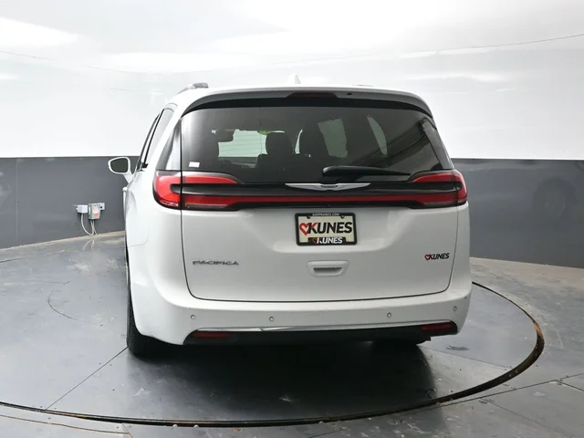 SEMINUEVOS CHRYSLER Pacifica a Estados en autogozo