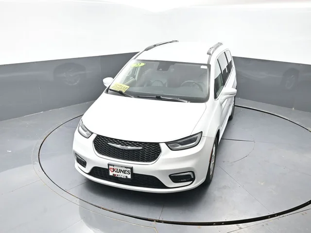 SEMINUEVOS CHRYSLER Pacifica a Estados en autogozo