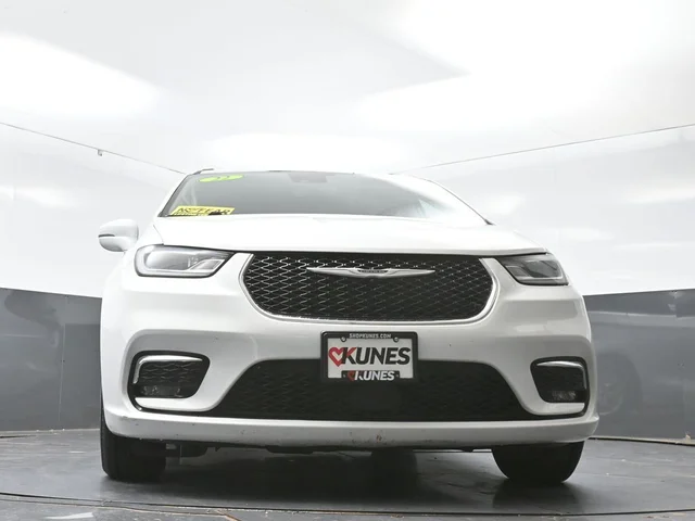 SEMINUEVOS CHRYSLER Pacifica a Estados en autogozo