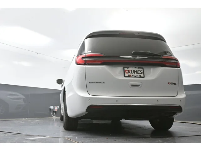 SEMINUEVOS CHRYSLER Pacifica a Estados en autogozo