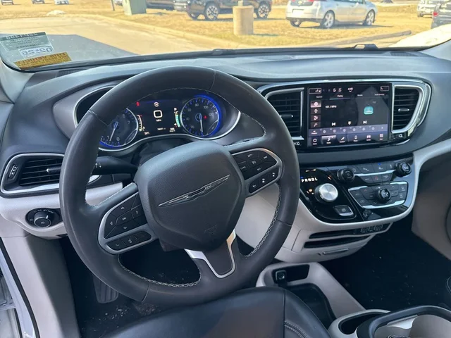 SEMINUEVOS CHRYSLER Pacifica a Estados en autogozo