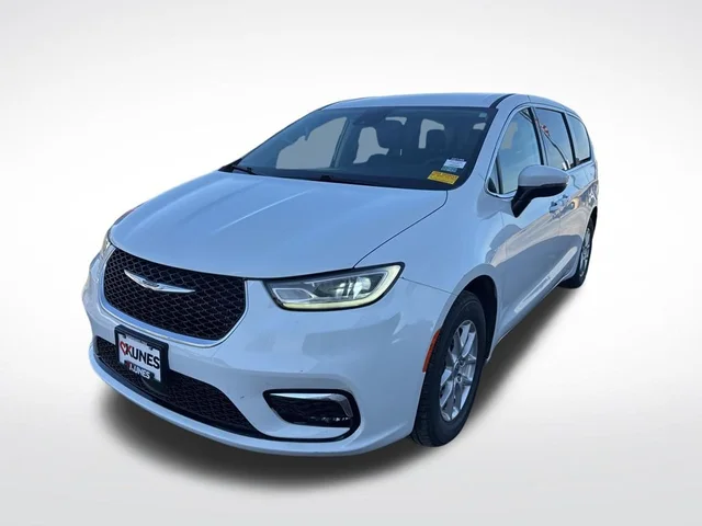 SEMINUEVOS CHRYSLER Pacifica a Estados en autogozo