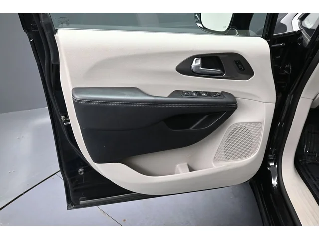 SEMINUEVOS CHRYSLER Pacifica a Estados en autogozo