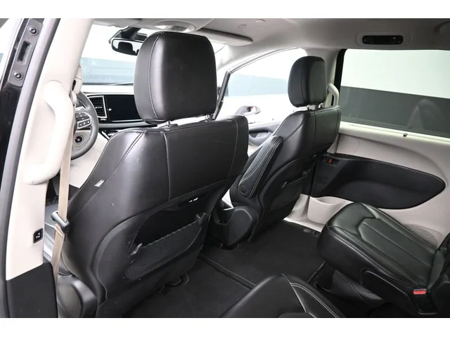 SEMINUEVOS CHRYSLER Pacifica a Estados en autogozo