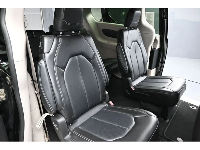 SEMINUEVOS CHRYSLER Pacifica a Estados en autogozo
