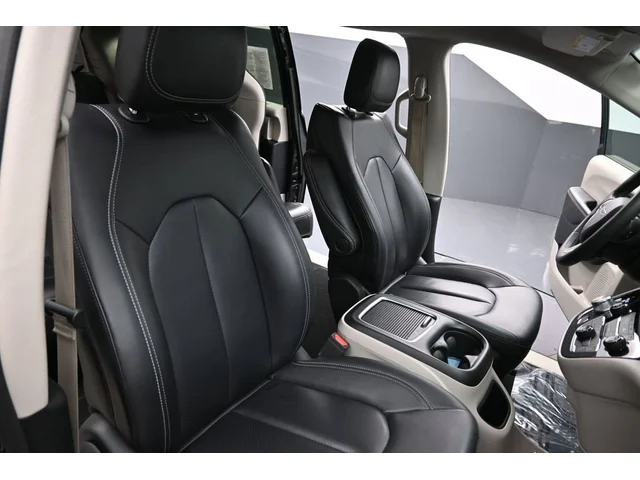 SEMINUEVOS CHRYSLER Pacifica a Estados en autogozo