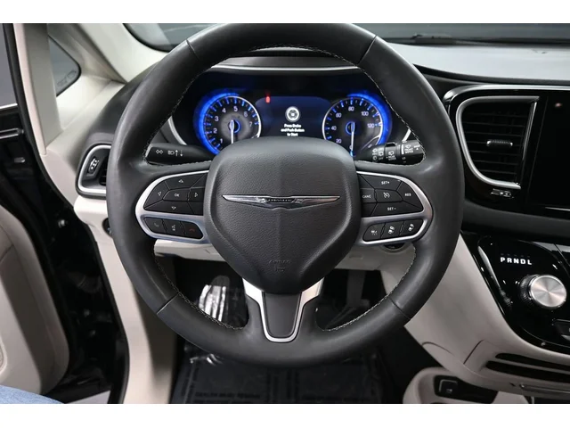 SEMINUEVOS CHRYSLER Pacifica a Estados en autogozo