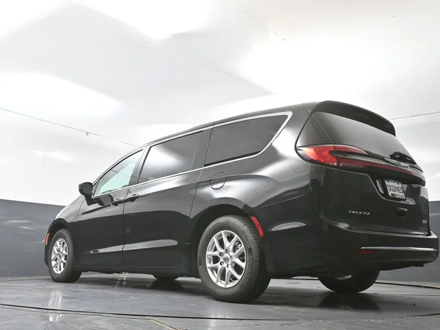 SEMINUEVOS CHRYSLER Pacifica a Estados en autogozo