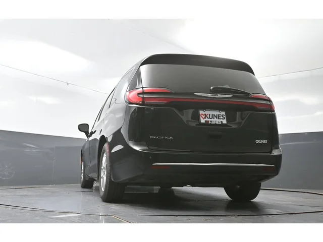 SEMINUEVOS CHRYSLER Pacifica a Estados en autogozo