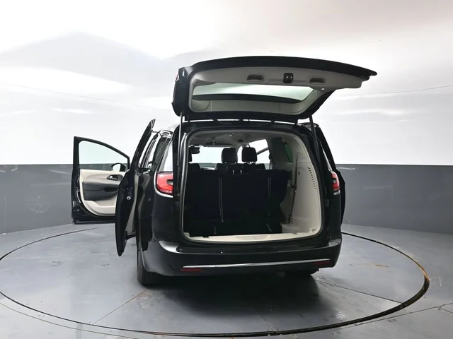 SEMINUEVOS CHRYSLER Pacifica a Estados en autogozo