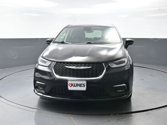 SEMINUEVOS CHRYSLER Pacifica a Estados en autogozo