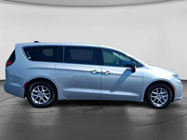 SEMINUEVOS CHRYSLER Pacifica a Estados en autogozo
