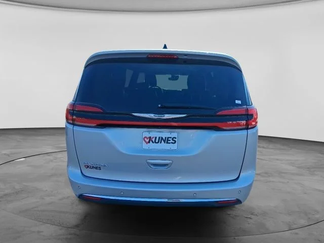 SEMINUEVOS CHRYSLER Pacifica a Estados en autogozo