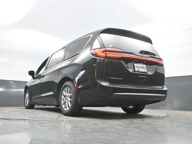 SEMINUEVOS CHRYSLER Pacifica a Estados en autogozo