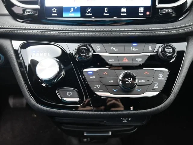 Nuevos CHRYSLER PACIFICA à Estados chez autogozo