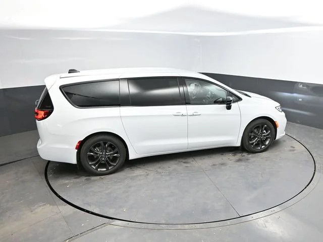 Nuevos CHRYSLER PACIFICA à Estados chez autogozo