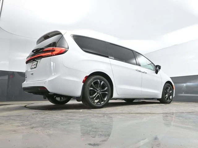 Nuevos CHRYSLER PACIFICA à Estados chez autogozo