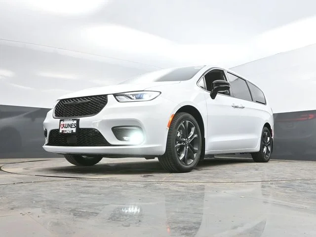 Nuevos CHRYSLER PACIFICA à Estados chez autogozo