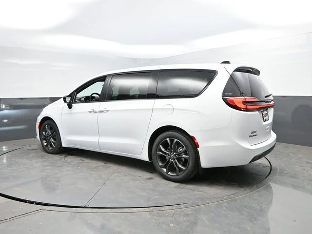 Nuevos CHRYSLER PACIFICA à Estados chez autogozo