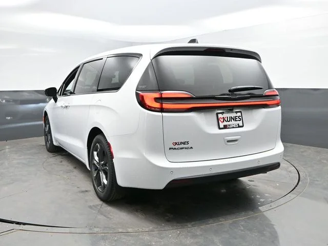 Nuevos CHRYSLER PACIFICA à Estados chez autogozo