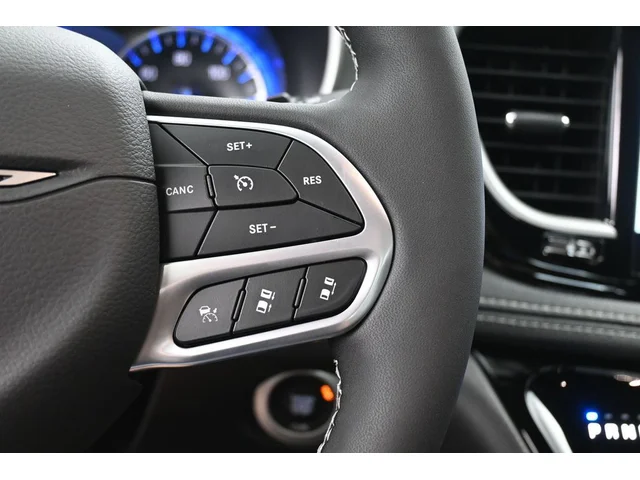 Nuevos CHRYSLER PACIFICA à Estados chez autogozo