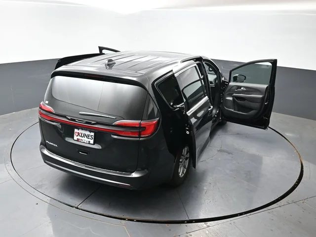 Nuevos CHRYSLER PACIFICA à Estados chez autogozo