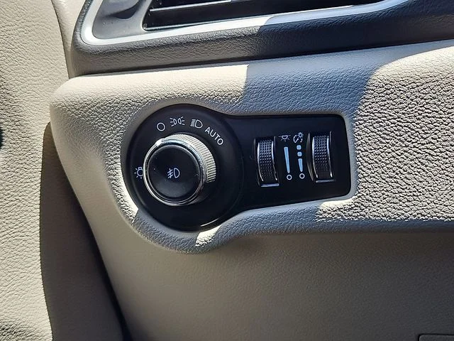SEMINUEVOS CHRYSLER Pacifica a Estados en autogozo