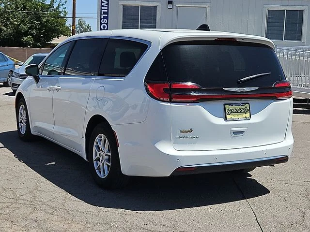 SEMINUEVOS CHRYSLER Pacifica a Estados en autogozo
